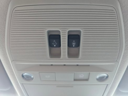 New 2025 Nissan Kicks SR w/ SR Premium Package image 35