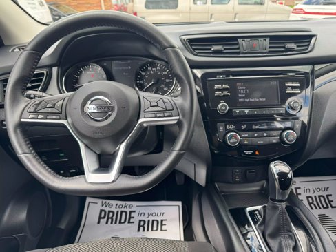 Used 2018 Nissan Rogue Sport SV w/ SV All-Weather Package image 33