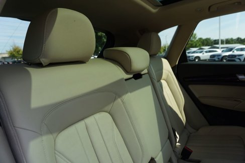 Used 2018 Audi Q5 2.0T Premium Plus w/ Premium Plus Package image 59