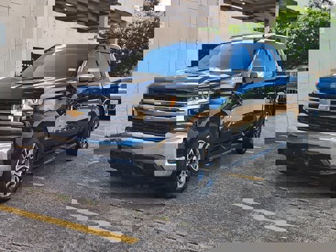 Used 2019 Chevrolet Silverado 1500 LT w/ Texas Edition image 3