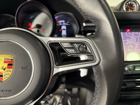 Certified 2021 Porsche Macan S image 38