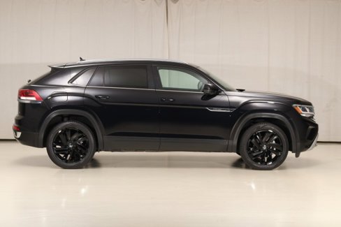 Used 2022 Volkswagen Atlas Cross Sport SE image 12
