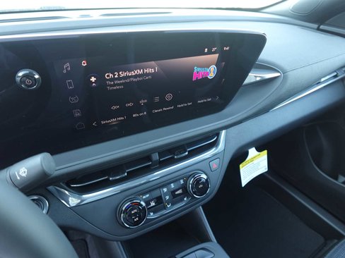 New 2025 Buick Envista Preferred w/ Convenience I Package image 17