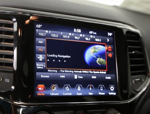 Used 2021 Jeep Grand Cherokee Laredo X image 17
