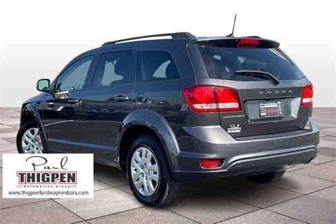 Used 2019 Dodge Journey SE w/ Connectivity Group image 2