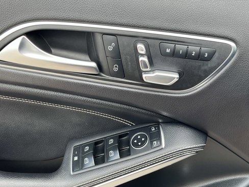 Used 2019 Mercedes-Benz GLA 250 4MATIC image 15