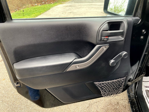 Used 2014 Jeep Wrangler Sport w/ Connectivity Group image 12