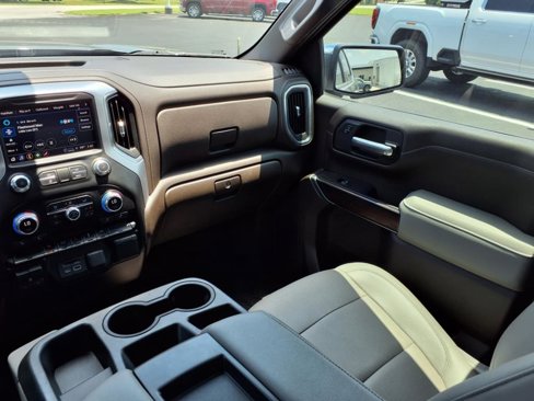 Used 2021 GMC Sierra 1500 SLT image 13