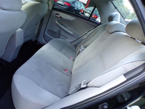 Used 2012 Toyota Corolla LE image 27