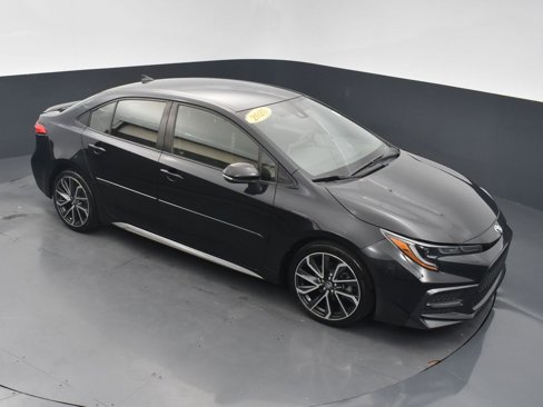 Used 2020 Toyota Corolla SE image 40