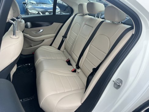 Used 2021 Mercedes-Benz C 300 Sedan image 17