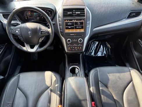 Used 2016 Lincoln MKC Premiere image 14