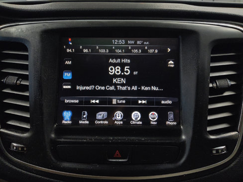 Used 2017 Chrysler 200 Limited Platinum image 25