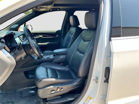Used 2023 Cadillac XT6 Premium Luxury image 21