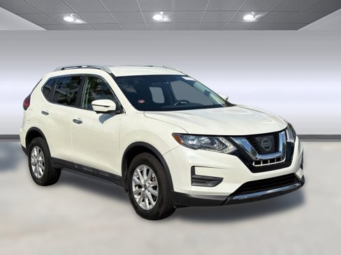 Used 2017 Nissan Rogue SV w/ SV Premium Package image 7