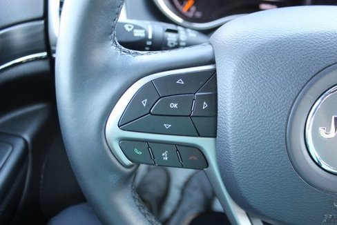 Used 2019 Jeep Grand Cherokee Limited w/ Luxury Group II image 14