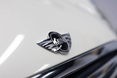 Used 2011 MINI Cooper Hardtop image 7