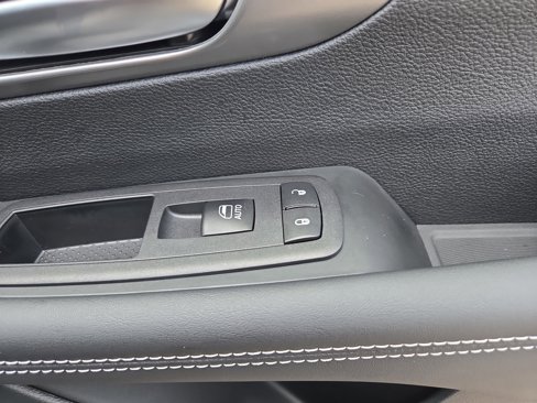 New 2026 Chrysler Voyager LX image 64