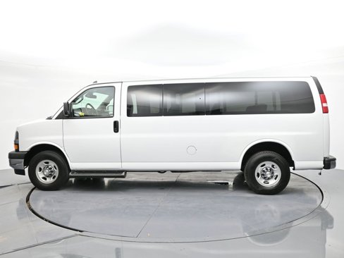 Used 2019 Chevrolet Express 3500 LT w/ LT Preferred Equipment Group image 3