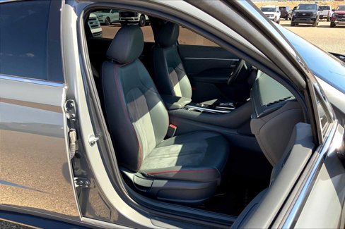 Used 2020 Hyundai Sonata SEL Plus w/ Tech Package image 8