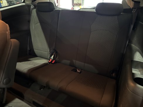 Used 2012 Chevrolet Traverse LT image 27