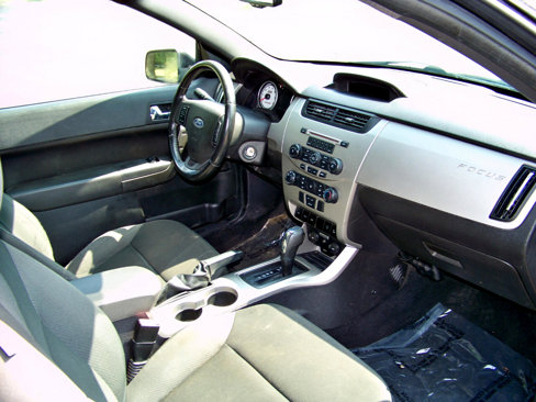 Used 2009 Ford Focus SES image 16