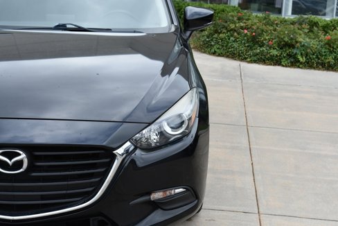Used 2017 MAZDA MAZDA3 Touring image 5