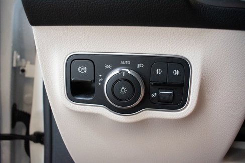 Used 2024 Mercedes-Benz GLB 250 4MATIC image 20