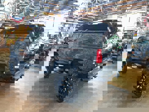 Used 1995 GMC Yukon SLE image 6