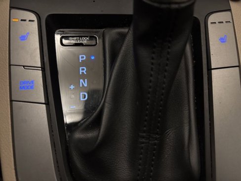 Used 2018 Hyundai Elantra Value Edition w/ Cargo Package image 19