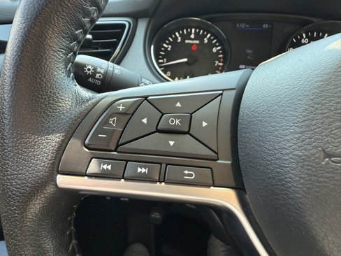 Used 2020 Nissan Rogue Sport SV w/ All-Weather Package image 31