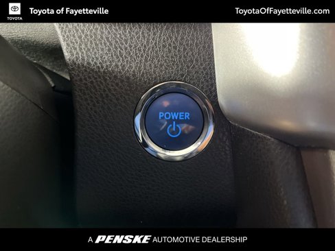 Used 2017 Toyota Highlander Limited image 36