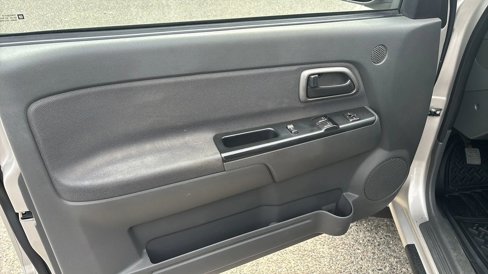 Used 2004 Chevrolet Colorado LS w/ Power Convenience Package image 17