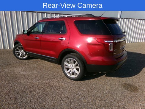 Used 2015 Ford Explorer XLT w/ Equipment Group 202A image 8