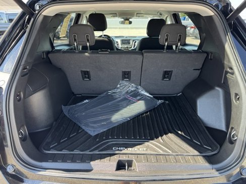 Used 2020 Chevrolet Equinox LT w/ Driver Convenience Package image 7