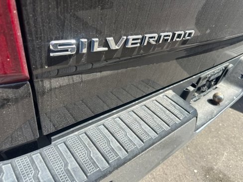 Used 2020 Chevrolet Silverado 1500 LT w/ Convenience Package image 9