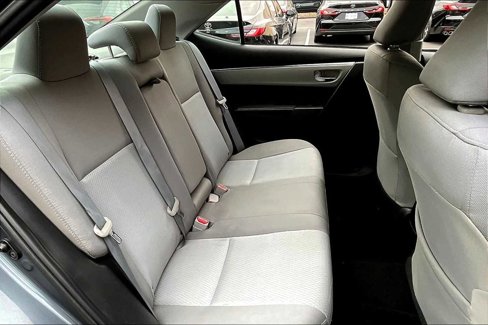 Used 2016 Toyota Corolla LE image 17