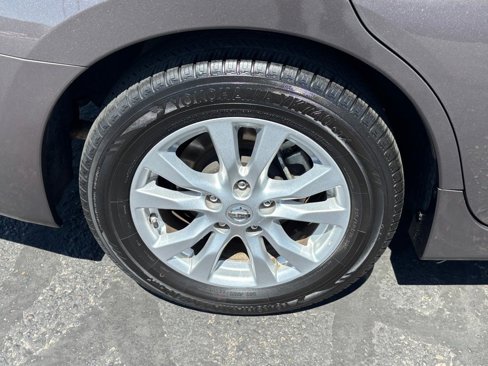 Used 2014 Nissan Altima 2.5 S w/ Sport Value Package image 14