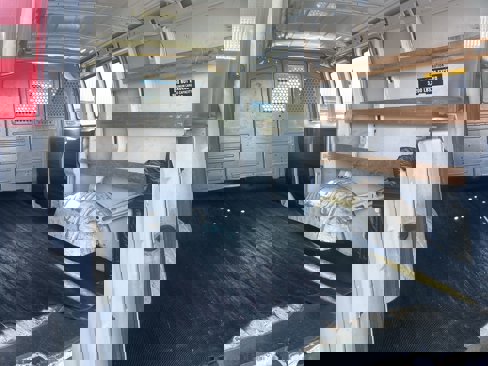 Used 2014 GMC Savana 2500 image 25