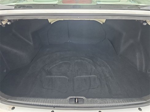 Used 2004 Kia Spectra Sedan image 14