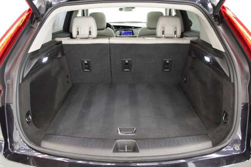 Used 2022 Cadillac XT4 Luxury w/ LPO, Onyx Lite Package image 9