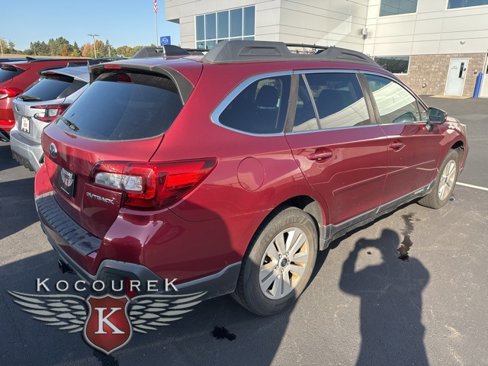 Used 2018 Subaru Outback 2.5i Premium image 4