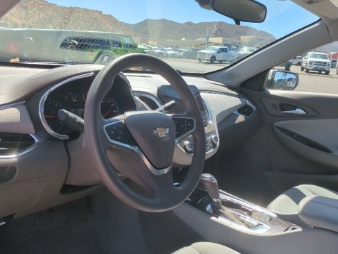 Used 2019 Chevrolet Malibu LT image 11