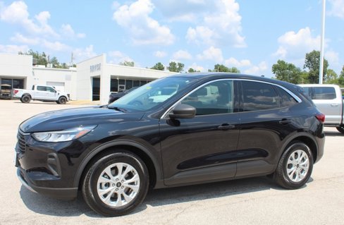 Used 2024 Ford Escape Active image 2