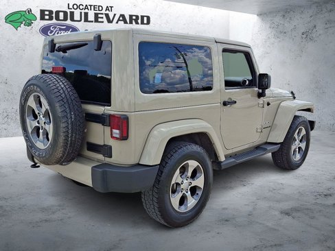 Used 2017 Jeep Wrangler Sahara w/ Connectivity Group image 7
