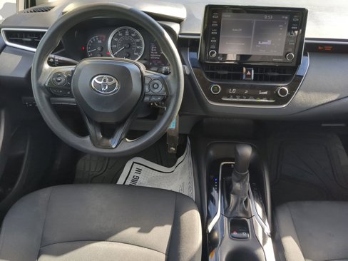 Used 2021 Toyota Corolla LE image 42