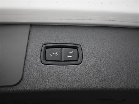 Certified 2021 Porsche Cayenne image 24