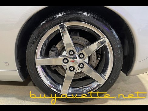 Used 2006 Chevrolet Corvette Convertible w/ Preferred Equipment Group image 14