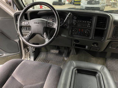 Used 2005 GMC Sierra 1500 SLE w/ Light Duty Power Package image 15