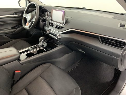 Used 2021 Nissan Altima 2.5 SV image 24